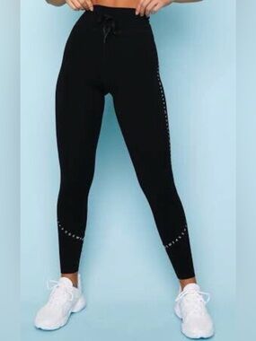 Sarah's Day x White Fox Boutique Dominate Leggings
